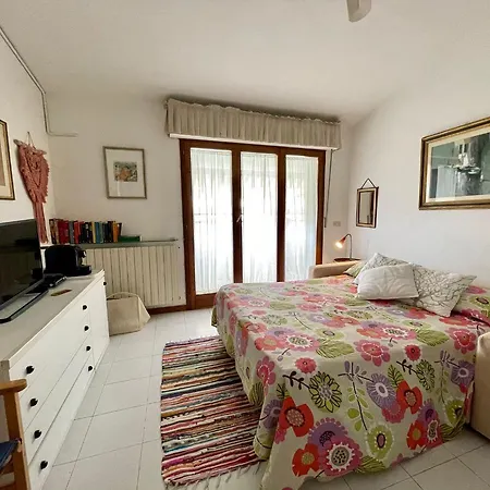 Giulia's * Viareggio